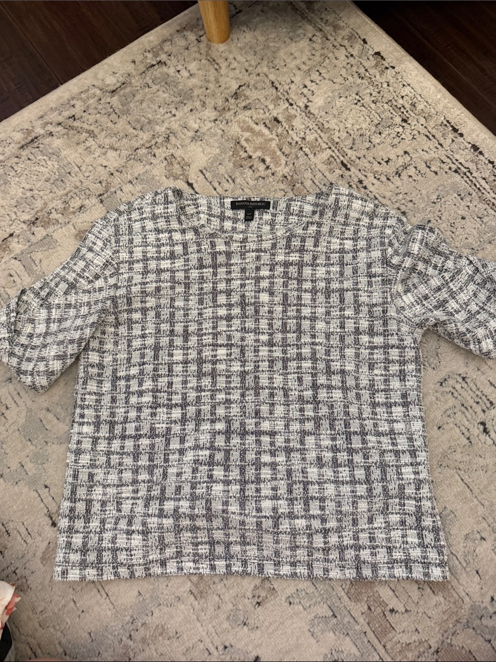 Banana Republic White and Gray Tweed Short-Sleeve Top